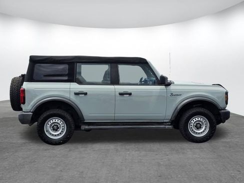 Used 2022 Ford Bronco 4-Door AWD/4WD image 3