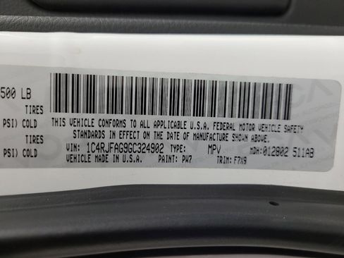 Used 2016 Jeep Grand Cherokee Laredo w/ Quick Order Package 23E image 33