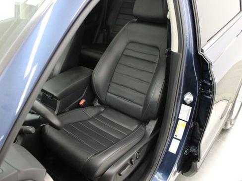 Used 2024 Honda CR-V EX-L image 30