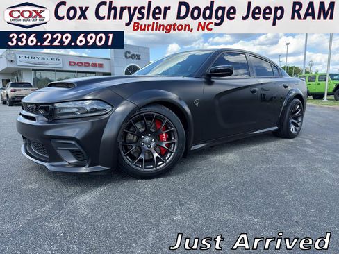 Used 2021 Dodge Charger SRT Hellcat RWD image 1