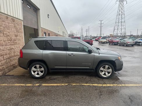 Used 2012 Jeep Compass Sport AWD/4WD image 4