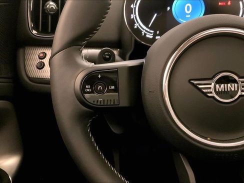 Certified 2024 MINI Cooper Countryman S w/ Signature Upholstery Package AWD/4WD image 18