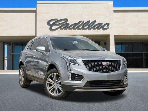 New 2025 Cadillac XT5 Premium Luxury image 2