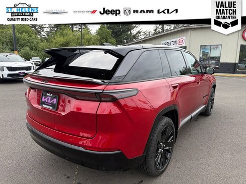 Used 2024 Jeep Wagoneer Launch Edition AWD/4WD image 7