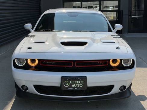 Used 2022 Dodge Challenger R/T Scat Pack RWD image 4