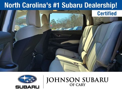 Used 2024 Subaru Ascent Premium w/ Convenience Package image 13