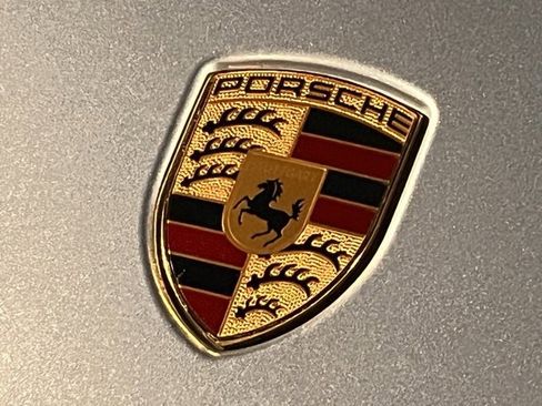 Used 2023 Porsche Taycan 4 Cross Turismo image 22