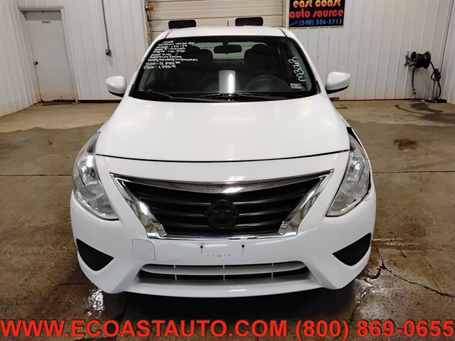 Used 2018 Nissan Versa SV FWD image 7