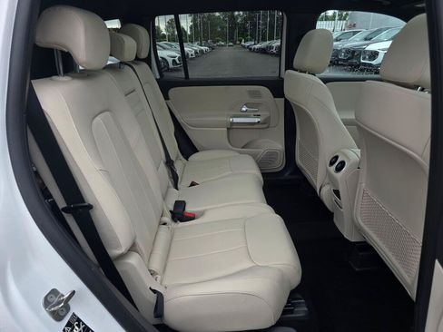 New 2026 Mercedes-Benz GLB 250 4MATIC image 22