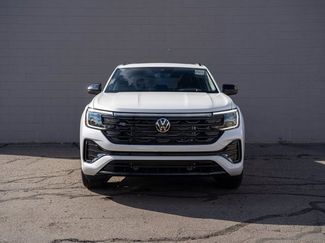 New 2026 Volkswagen Atlas Cross Sport SEL R-Line video 2