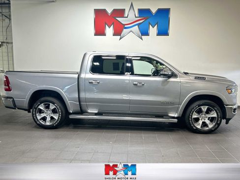 Used 2021 RAM 1500 Laramie AWD/4WD image 1