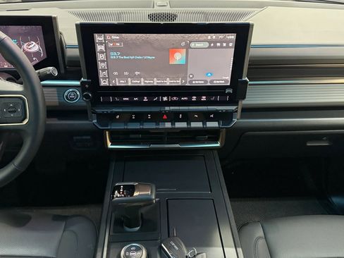 Used 2024 GMC Hummer EV 3X w/ Omega Edition image 31