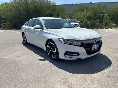 Used 2018 Honda Accord Sport image 7