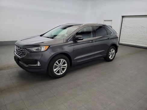 Used 2019 Ford Edge SEL w/ Equipment Group 201A AWD/4WD image 2