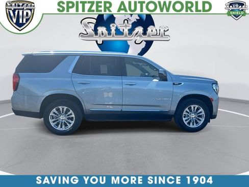 Used 2024 GMC Yukon SLT AWD/4WD image 11