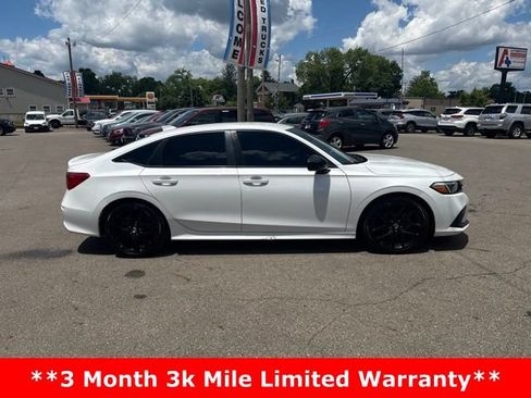 Used 2022 Honda Civic Sport image 2