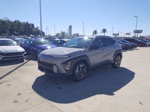 New 2026 Hyundai Kona SEL Premium image 3