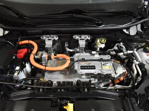 Certified 2024 Nissan Ariya AWD image 41