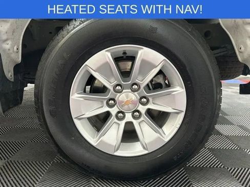 Used 2025 Chevrolet Silverado 1500 LT image 16