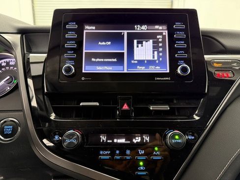 Used 2023 Toyota Camry SE w/ Convenience Package image 18