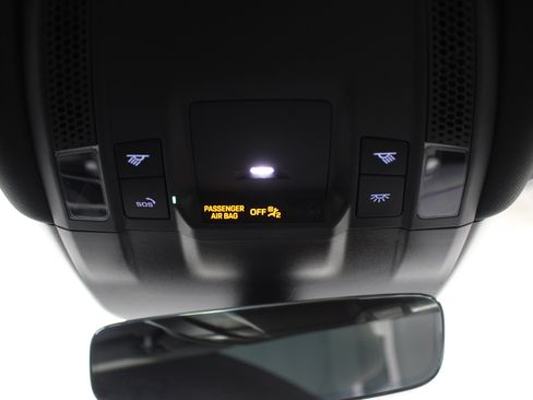Used 2021 Porsche Taycan 4S AWD/4WD image 19