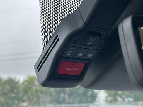 Used 2026 Toyota Sienna Limited image 43