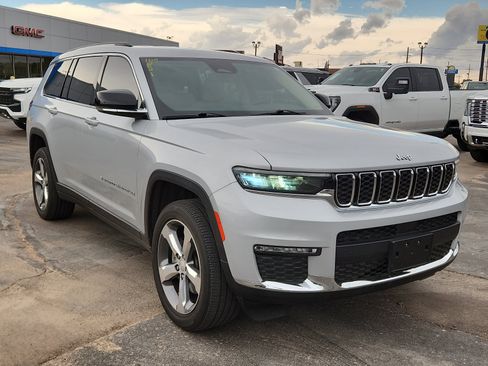 Used 2021 Jeep Grand Cherokee L Limited AWD/4WD image 6