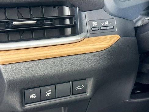 New 2026 Toyota Grand Highlander Limited image 16