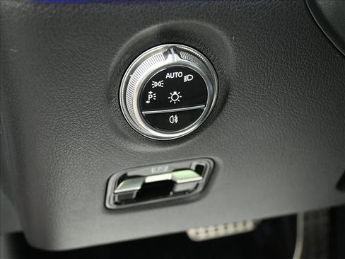 Certified 2025 Mercedes-Benz C 300 4MATIC Sedan image 18