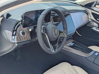 New 2026 Mercedes-Benz E 350 Sedan video 3