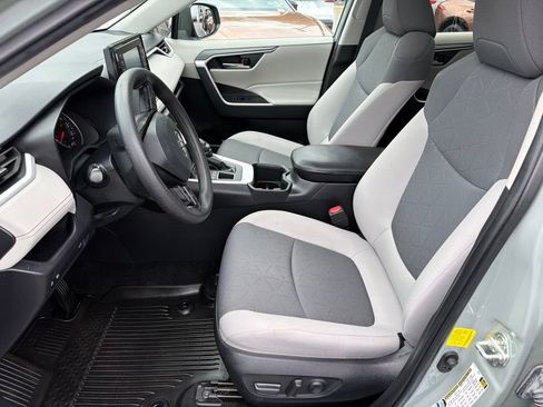 Certified 2022 Toyota RAV4 XLE w/ Convenience Package AWD/4WD image 23