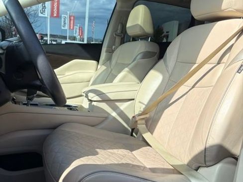 Used 2019 Nissan Murano Platinum AWD/4WD image 18