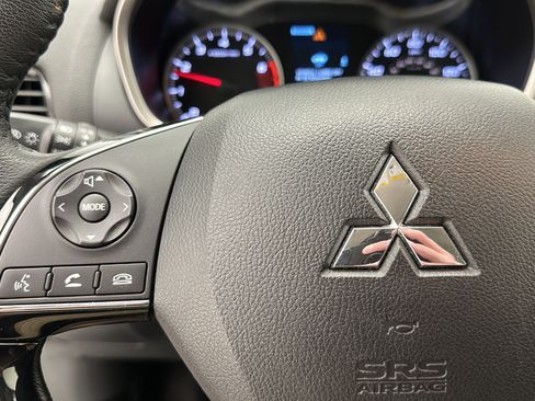 Used 2025 Mitsubishi Eclipse Cross SE AWD/4WD image 17