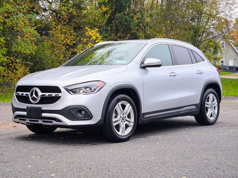 Used 2023 Mercedes-Benz GLA 250 4MATIC image 1