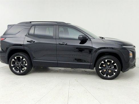 Used 2026 Chevrolet Equinox RS image 9