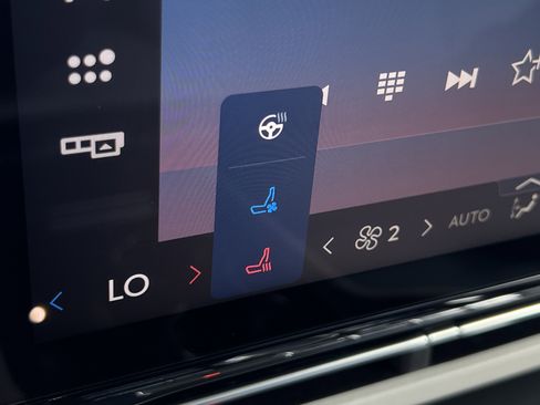 New 2026 Lincoln Nautilus Reserve w/ Jet Appearance Package image 21