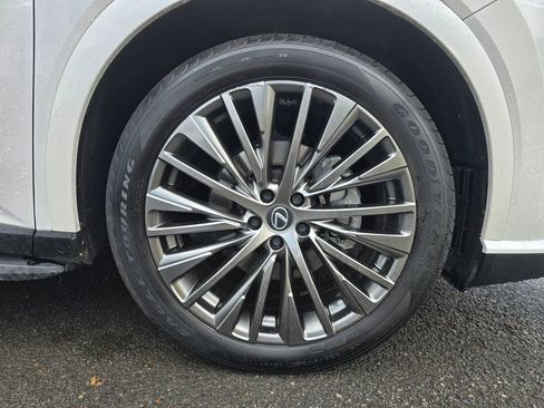 Used 2024 Lexus RX 350 image 9