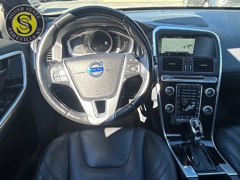 Used 2015 Volvo XC60 T5 Platinum w/ Climate Package image 25