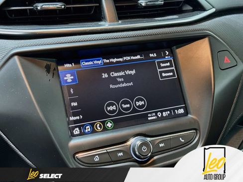 Used 2023 Chevrolet TrailBlazer LT FWD image 17