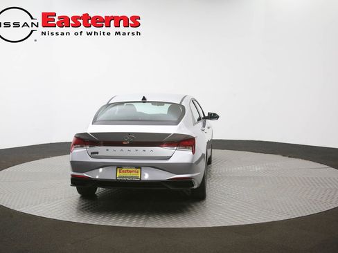 Used 2021 Hyundai Elantra SEL w/ Convenience Package FWD image 37