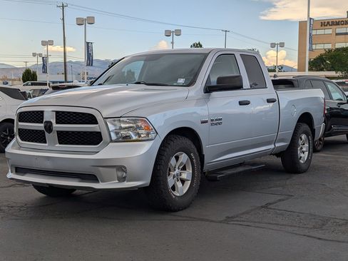 Used 2017 RAM 1500 Express RWD image 10