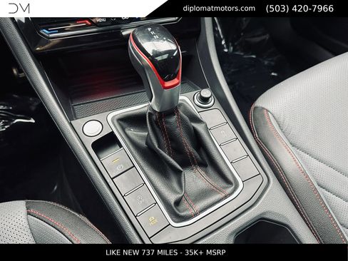 Used 2025 Volkswagen Jetta GLI Autobahn FWD image 37