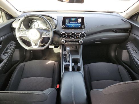 Used 2024 Nissan Sentra SV image 11