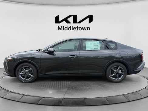 New 2026 Kia K4 FWD image 2