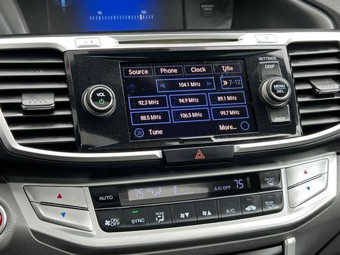 Used 2015 Honda Accord EX-L image 21