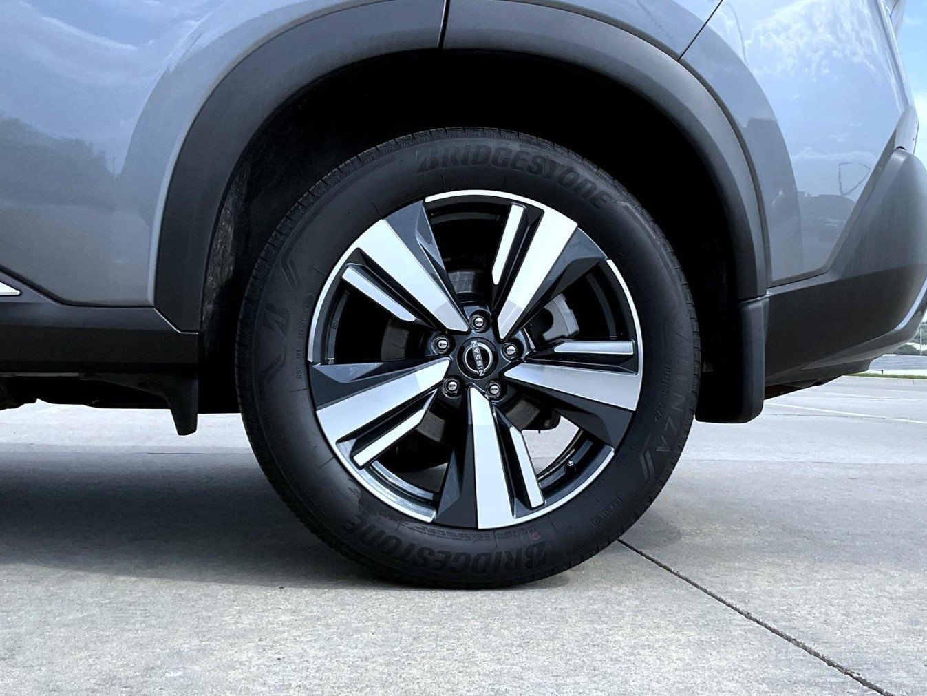 Used 2023 Nissan Rogue SL AWD/4WD image 24