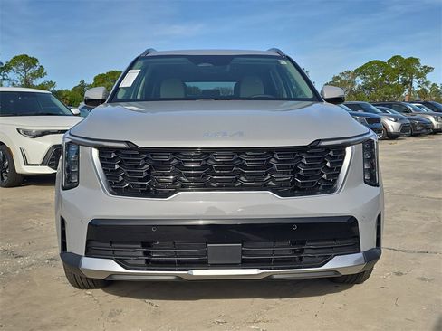 New 2026 Kia Sorento S image 3