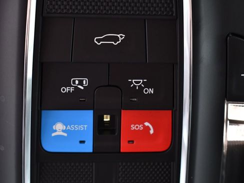 Used 2022 Jeep Grand Cherokee Trailhawk AWD/4WD image 35