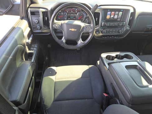 Used 2018 Chevrolet Silverado 1500 LT image 23