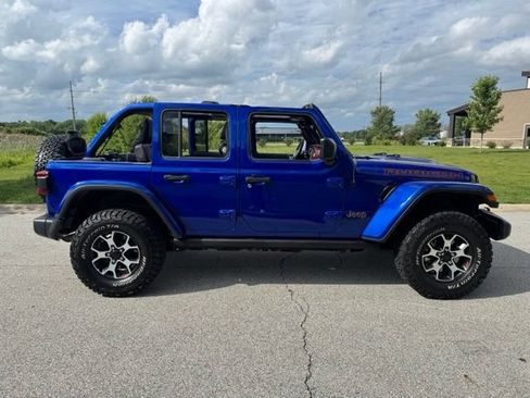 Used 2019 Jeep Wrangler Unlimited Rubicon AWD/4WD image 2